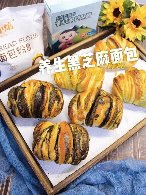 瑞丰竹炭黑芝麻面包